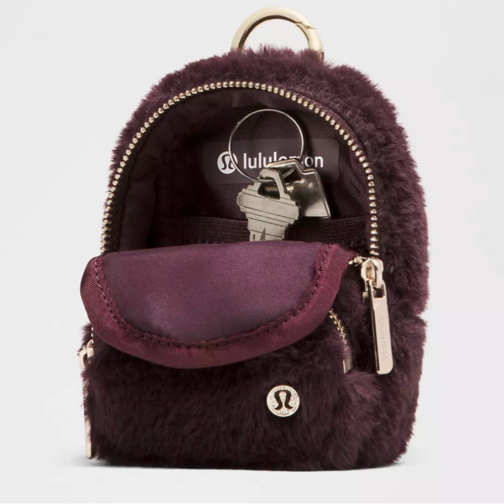 Lululemon Everywhere Nano Plush Fleece Mini Backpack - NWT - Picture 2 of 2